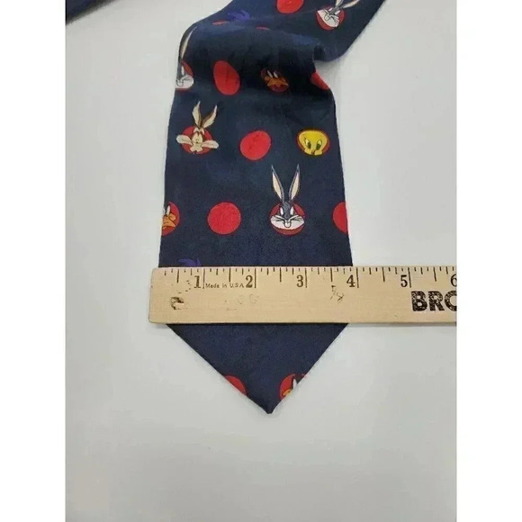 Vintage Looney Tunes Mania Tie Bugs Bunny, Tweety Bird, Wiley Coyote - Picture 6 of 6